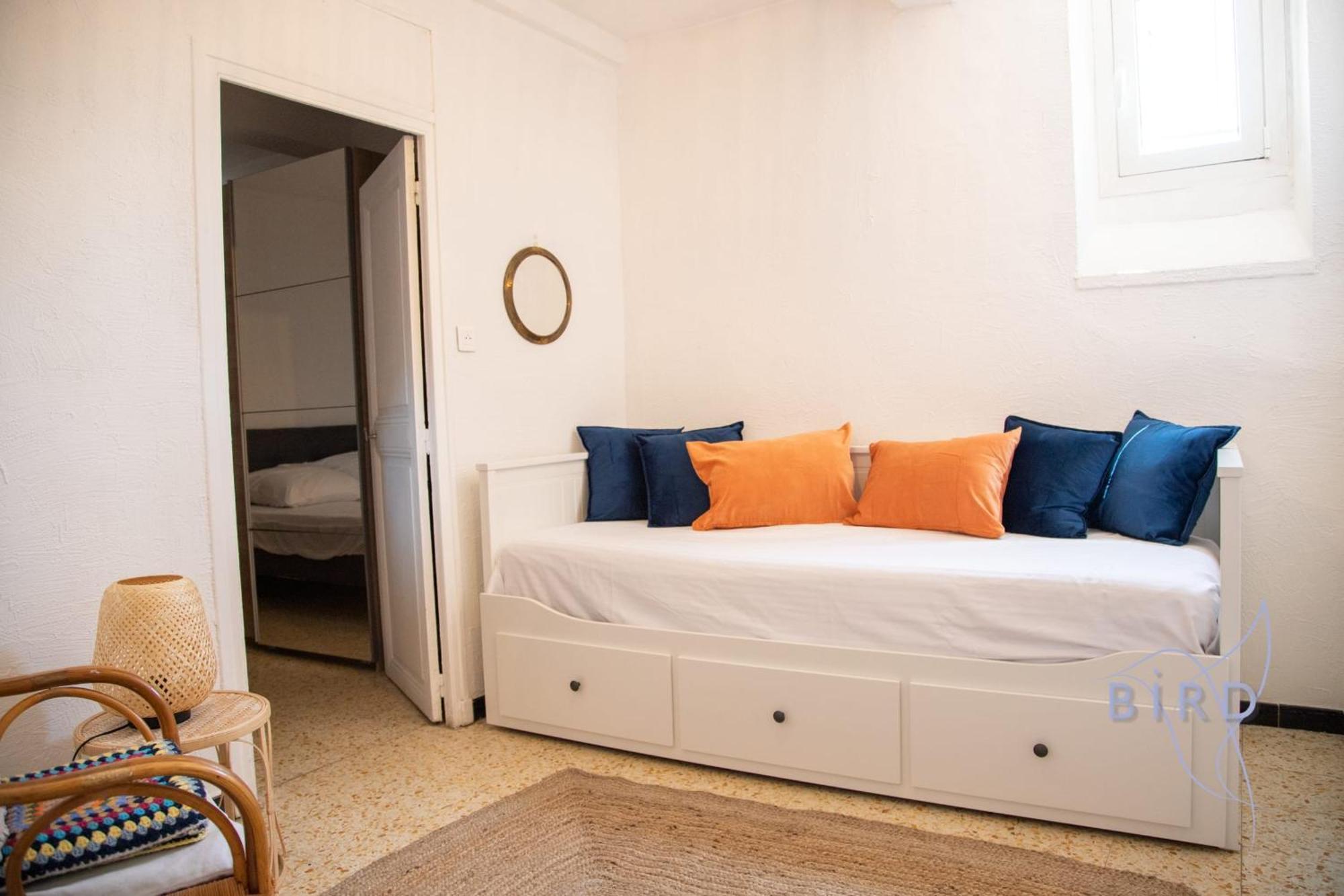 Beautiful Authentic In The Heart Of Old * Antibes